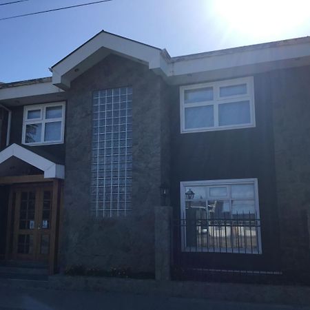 Hostal Buena Estancia Punta Arenas Exterior photo